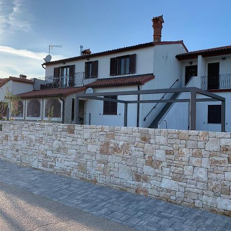 Apartments & Room Piutti Bale Exterior photo