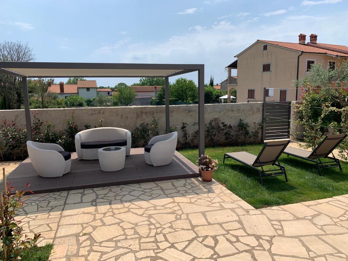 Apartments & Room Piutti Bale Exterior photo